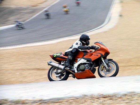 95_action23